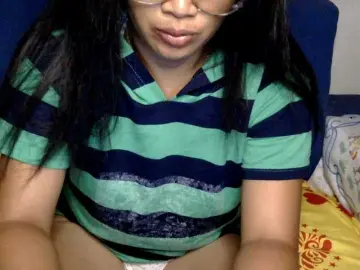 Karenne  live sex cam