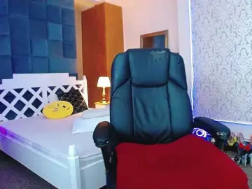 Miss-Kora  live sex cam