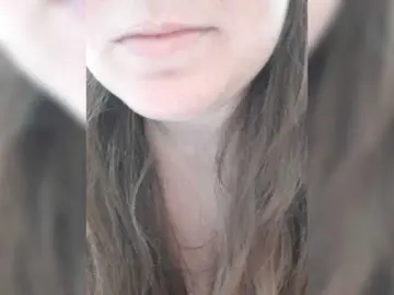 Kittywithbig  live sex cam