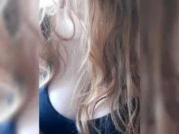 Kittywithbig  live sex cam