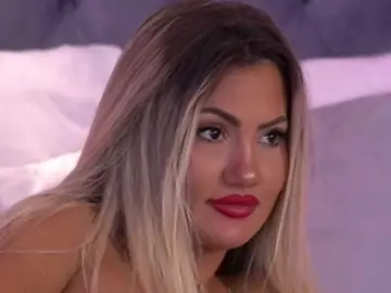 CellineHudson  live sex cam