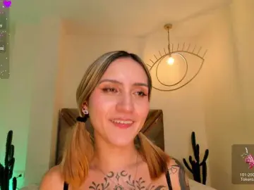 MollySunders  live sex cam