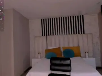 MollySunders  live sex cam