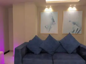 MollySunders  live sex cam