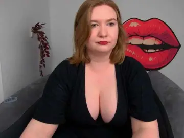 NikkiWild  live sex cam
