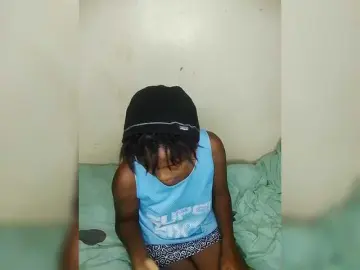 Sofiathefirsta  live sex cam