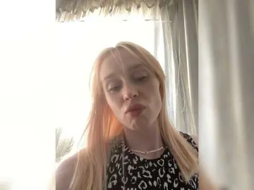 ViviennKitty  live sex cam