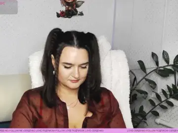 WickedButShy  live sex cam