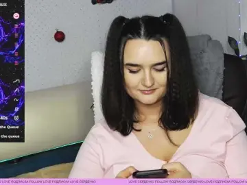 WickedButShy  live sex cam