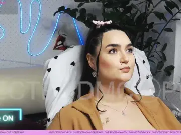 WickedButShy  live sex cam