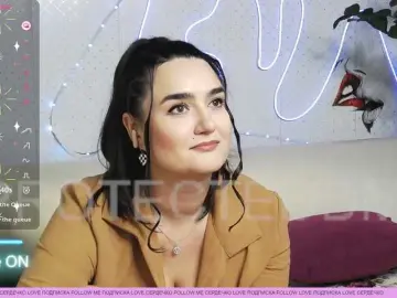 WickedButShy  live sex cam