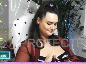 WickedButShy  live sex cam