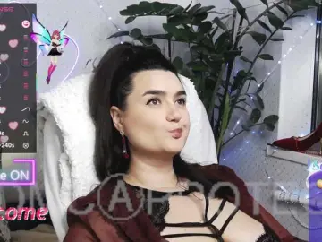 WickedButShy  live sex cam