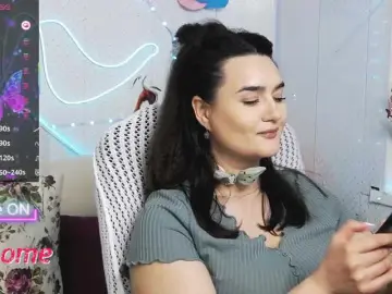 WickedButShy  live sex cam