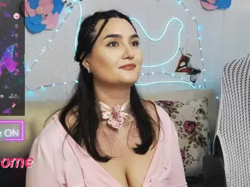 WickedButShy  live sex cam