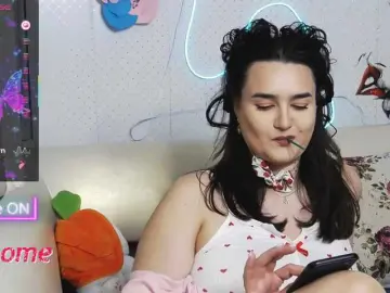 WickedButShy  live sex cam