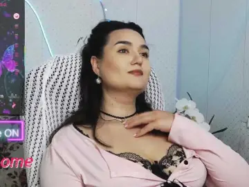 WickedButShy  live sex cam