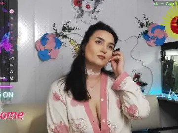 WickedButShy  live sex cam