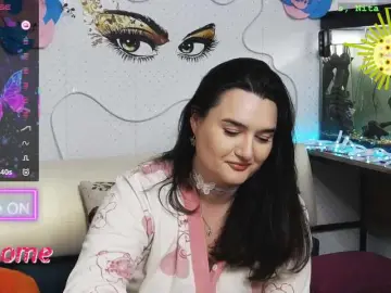 WickedButShy  live sex cam