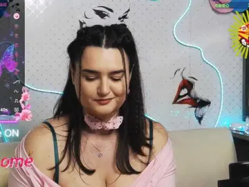 WickedButShy  live sex cam