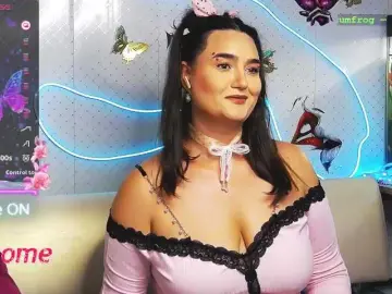 WickedButShy  live sex cam