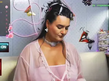 WickedButShy  live sex cam