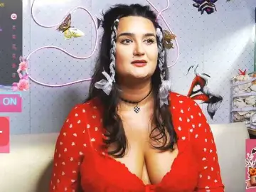 WickedButShy  live sex cam