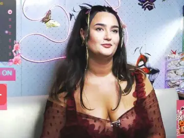 WickedButShy  live sex cam