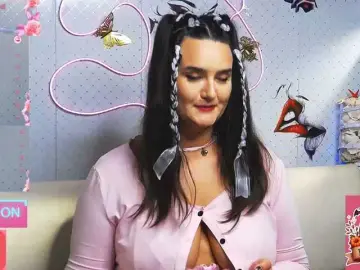 WickedButShy  live sex cam