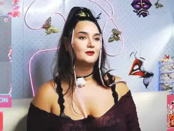 WickedButShy  live sex cam