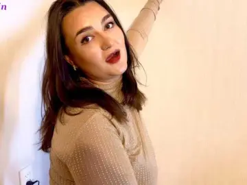 WickedButShy  live sex cam
