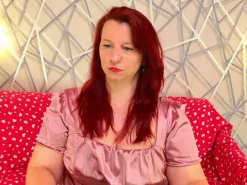 Boobyiana  live sex cam