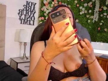 Alessiafury  live sex cam
