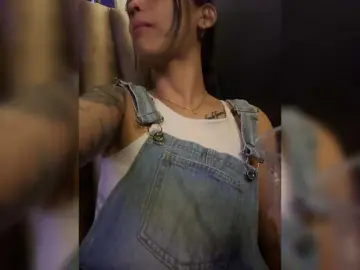 MaddisonWelch  live sex cam