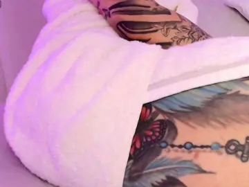 MaddisonWelch  live sex cam