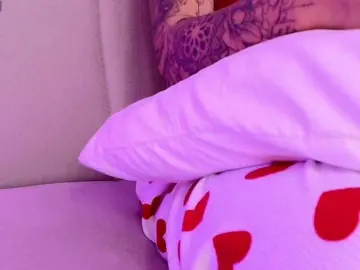 MaddisonWelch  live sex cam