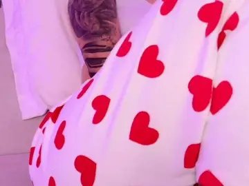 MaddisonWelch  live sex cam