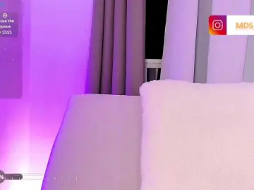 MaddisonWelch  live sex cam