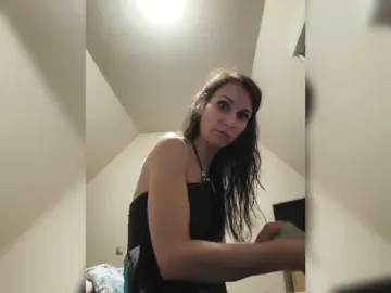 SEXYQUEEN55  live sex cam