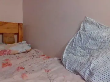 WildFlowerRose  live sex cam