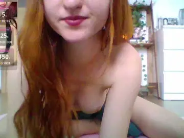 Cherrrylips  live sex cam