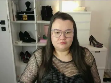 HollyDanceSoul  live sex cam