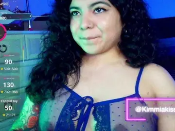 Kimmiakiss22  live sex cam