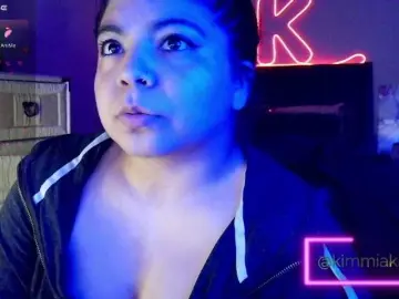 Kimmiakiss22  live sex cam