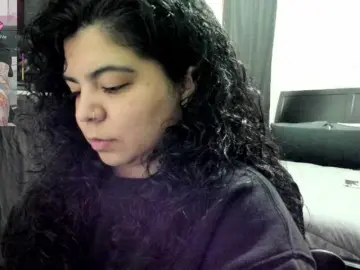 Kimmiakiss22  live sex cam