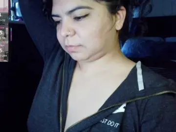 Kimmiakiss22  live sex cam