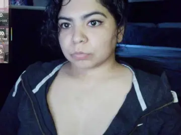 Kimmiakiss22  live sex cam