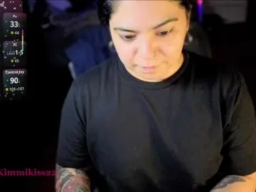 Kimmiakiss22  live sex cam