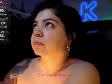 Kimmiakiss22  live sex cam