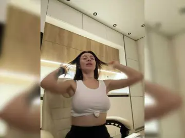 LunaDesire  live sex cam